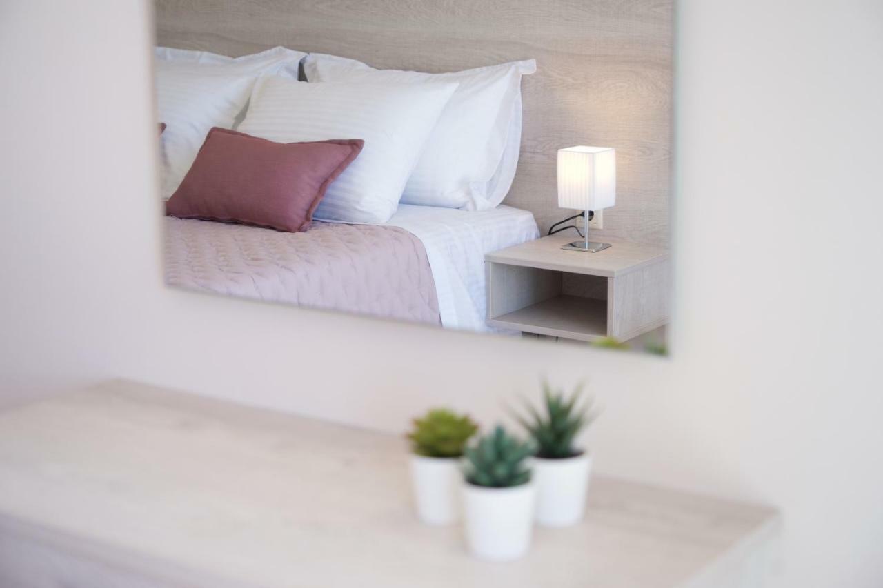 Rose Maisonette Razata Экстерьер фото